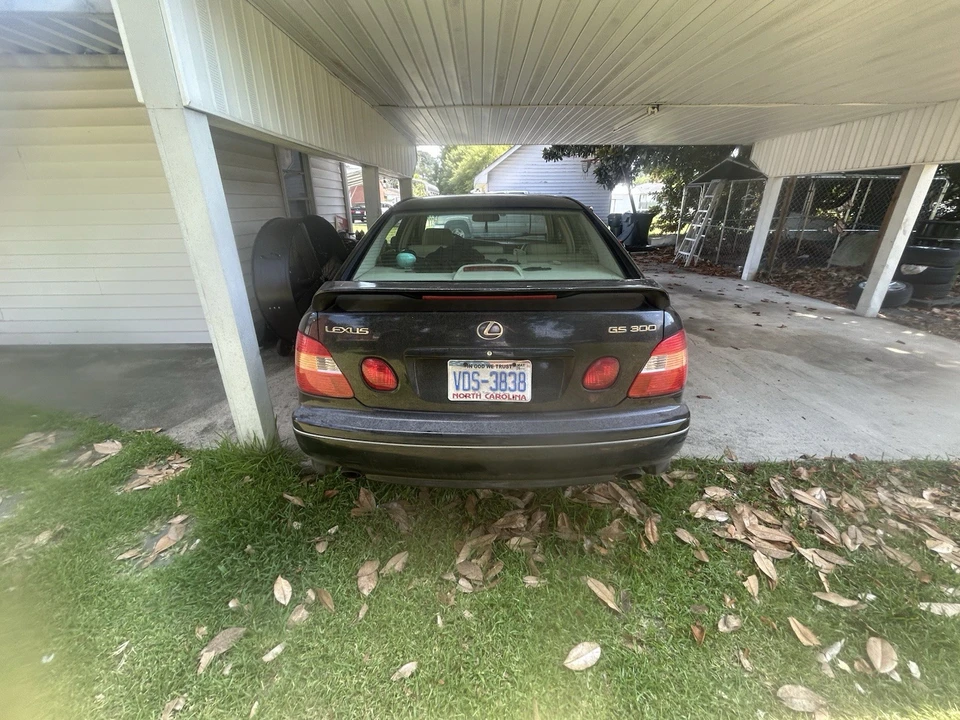 2002 Lexus GS 2nd Gen - Image 4 of 22