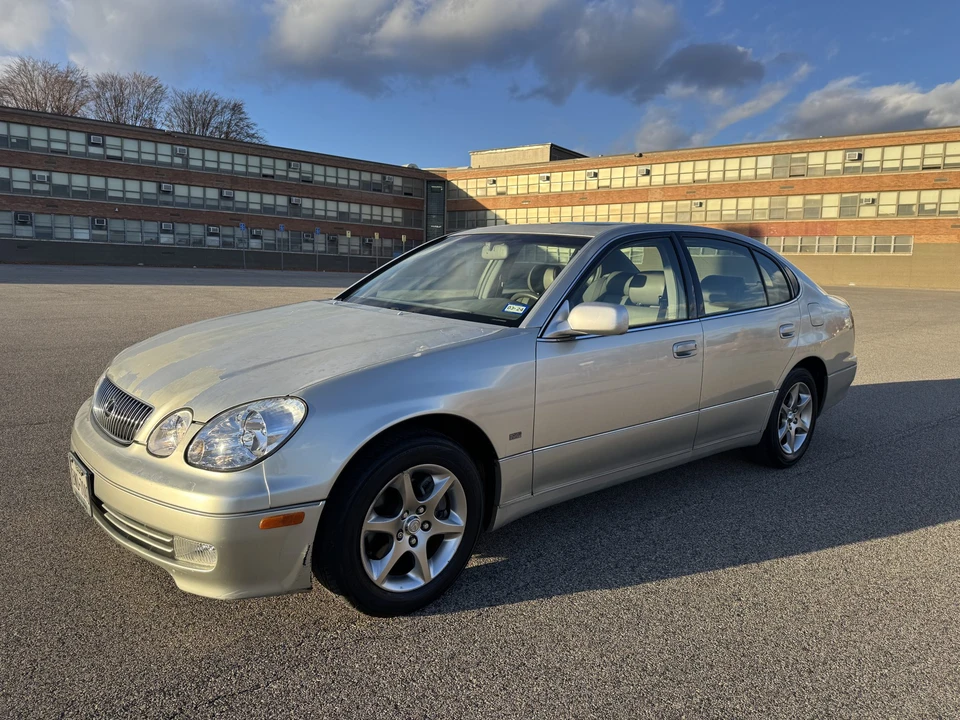 2002 Lexus GS 2nd Gen - Image 6 of 31