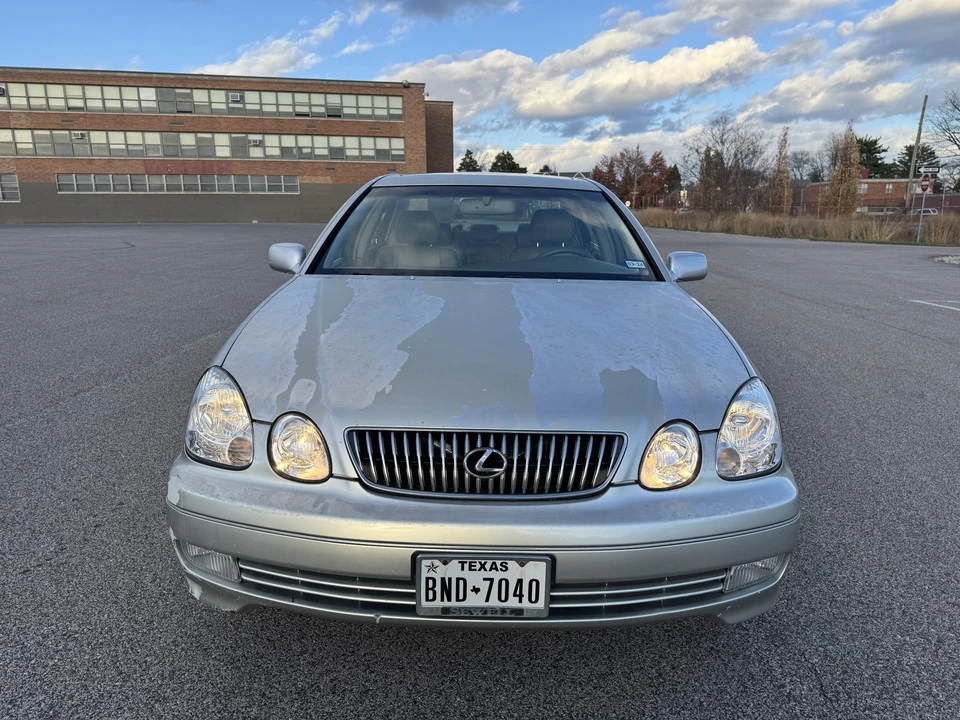 2002 Lexus GS 2nd Gen - Image 11 of 31