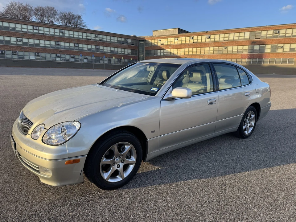 2002 Lexus GS 2nd Gen - Image 5 of 31