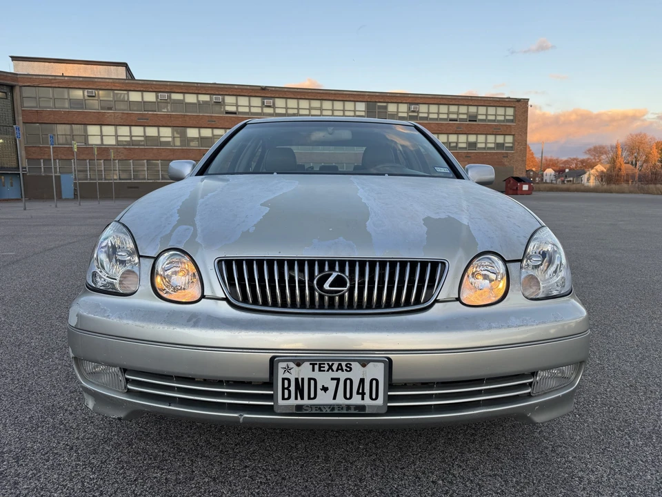 2002 Lexus GS 2nd Gen - Image 9 of 31