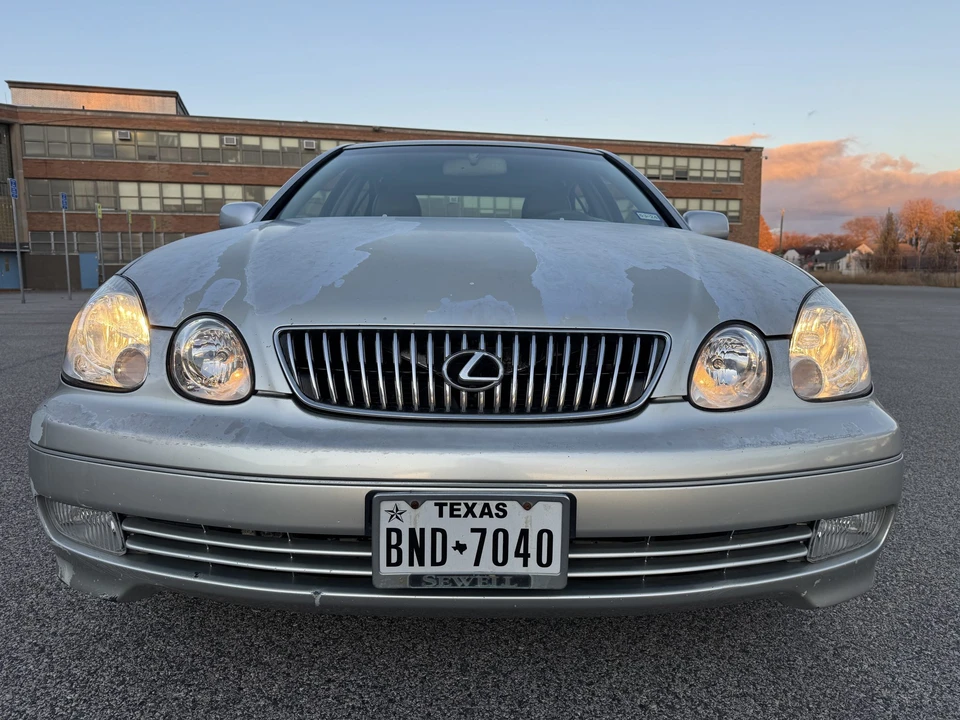 2002 Lexus GS 2nd Gen - Image 10 of 31