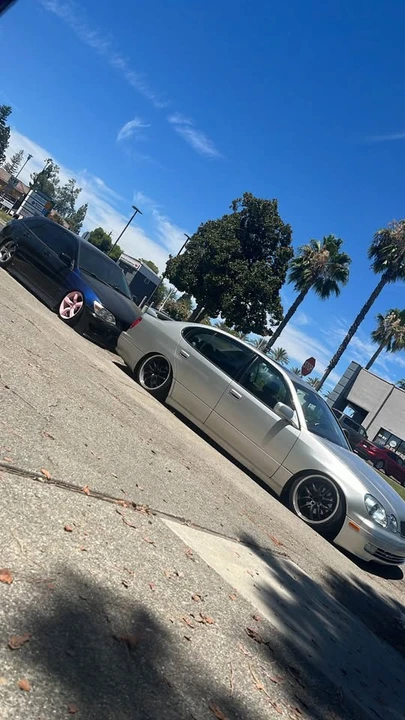 2002 Lexus GS 2nd Gen - Image 4 of 10