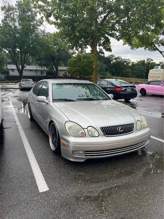 2002 Lexus GS 2nd Gen - Image 8 of 10