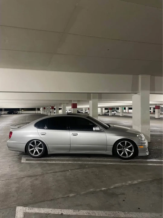 2002 Lexus GS 2nd Gen - Image 3 of 10