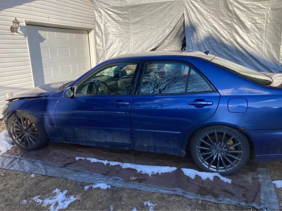 2002 Lexus IS 1st Gen - Image 2 of 5