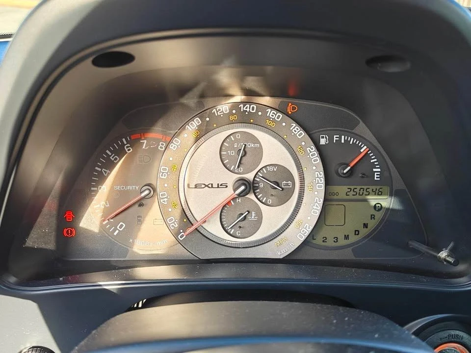 2002 Lexus IS 1st Gen - Image 16 of 19