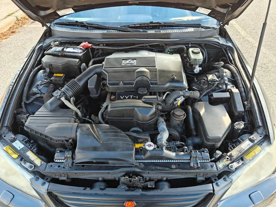 2002 Lexus IS 1st Gen - Image 14 of 19