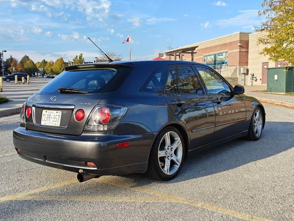 2002 Lexus IS 1st Gen - Image 4 of 19