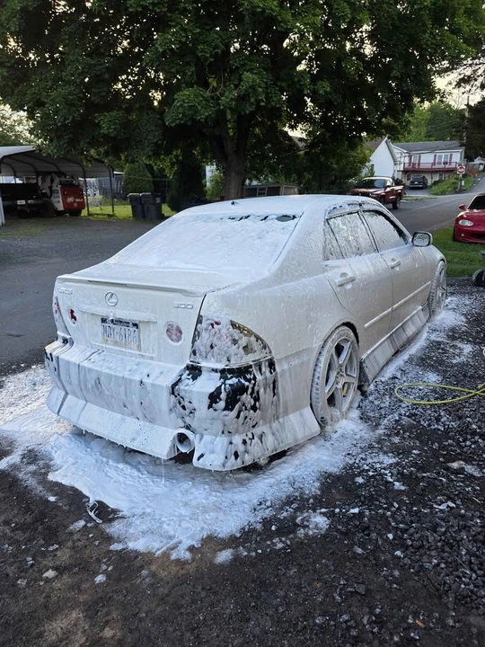 2002 Lexus IS 1st Gen - Image 8 of 9