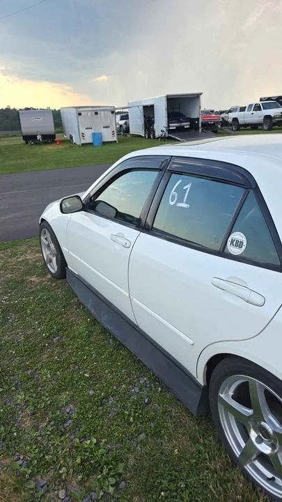 2002 Lexus IS 1st Gen - Image 4 of 9