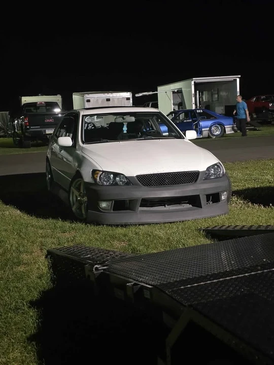2002 Lexus IS 1st Gen - Image 3 of 9