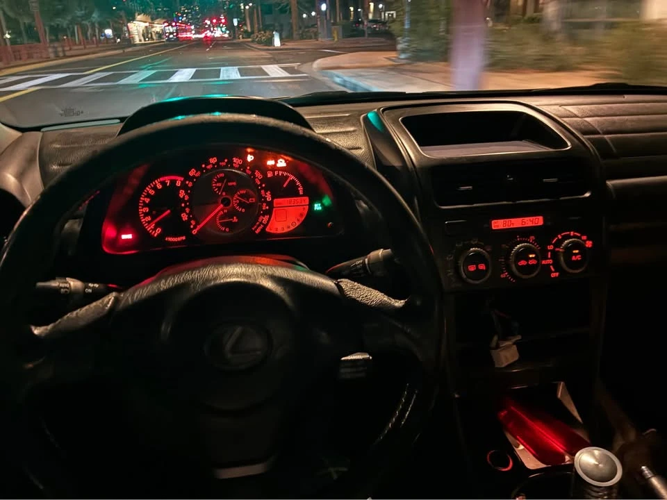 2002 Lexus IS 1st Gen - Image 5 of 8