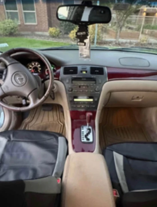 2002 Lexus IS 1st Gen - Image 3 of 9
