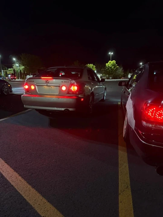2002 Lexus IS 1st Gen - Image 9 of 9