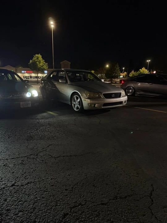 2002 Lexus IS 1st Gen - Image 7 of 9