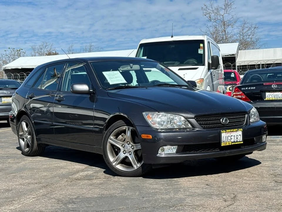 2002 Lexus IS 1st Gen - Image 2 of 18