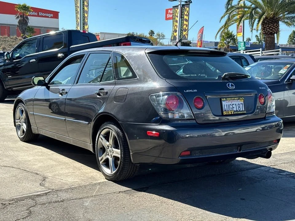 2002 Lexus IS 1st Gen - Image 12 of 18