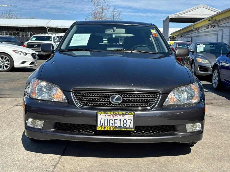 2002 Lexus IS 1st Gen - Image 4 of 18