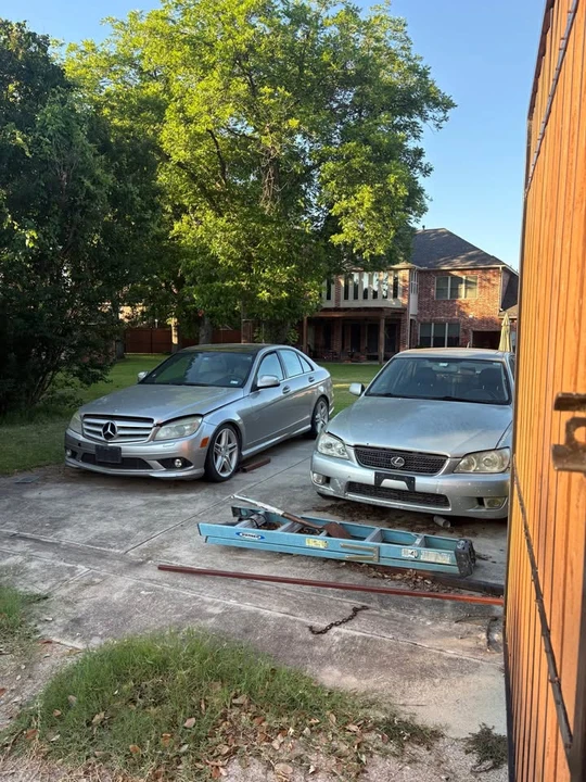 2002 Lexus IS 1st Gen - Image 5 of 19