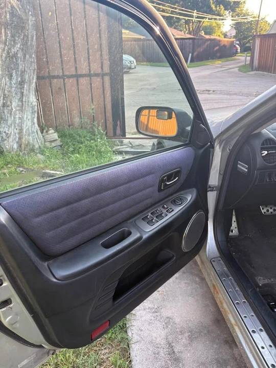 2002 Lexus IS 1st Gen - Image 17 of 19