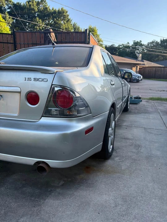 2002 Lexus IS 1st Gen - Image 8 of 19