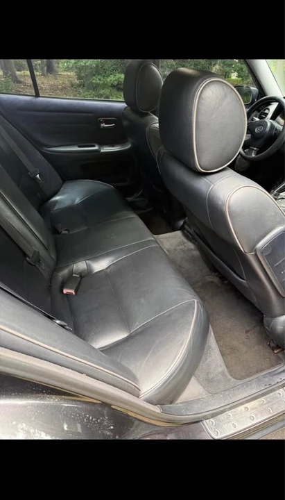 2002 Lexus IS 1st Gen - Image 9 of 12