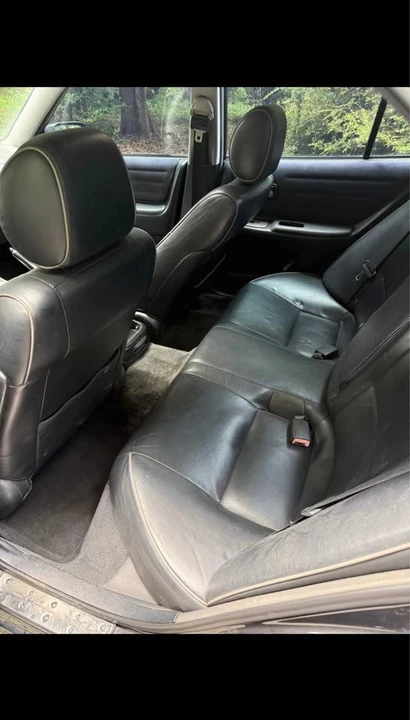 2002 Lexus IS 1st Gen - Image 8 of 12