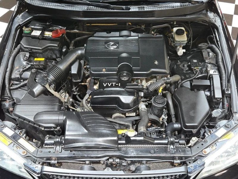 2002 Lexus IS 1st Gen - Image 8 of 12