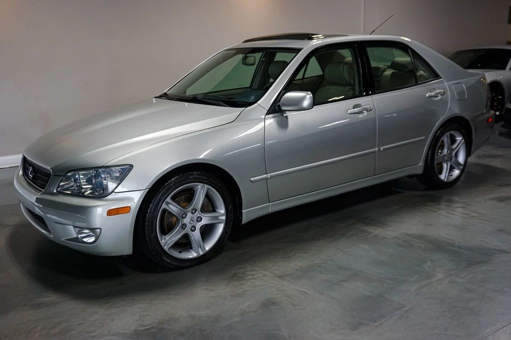 2002 Lexus IS 1st Gen - Image 3 of 12
