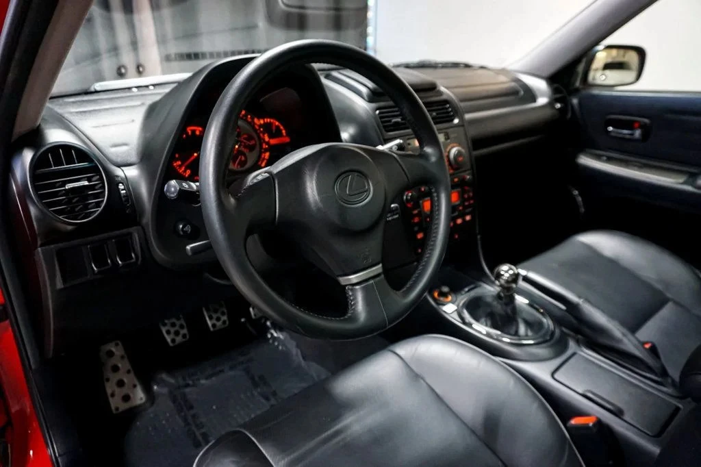 2002 Lexus IS 1st Gen - Image 9 of 12