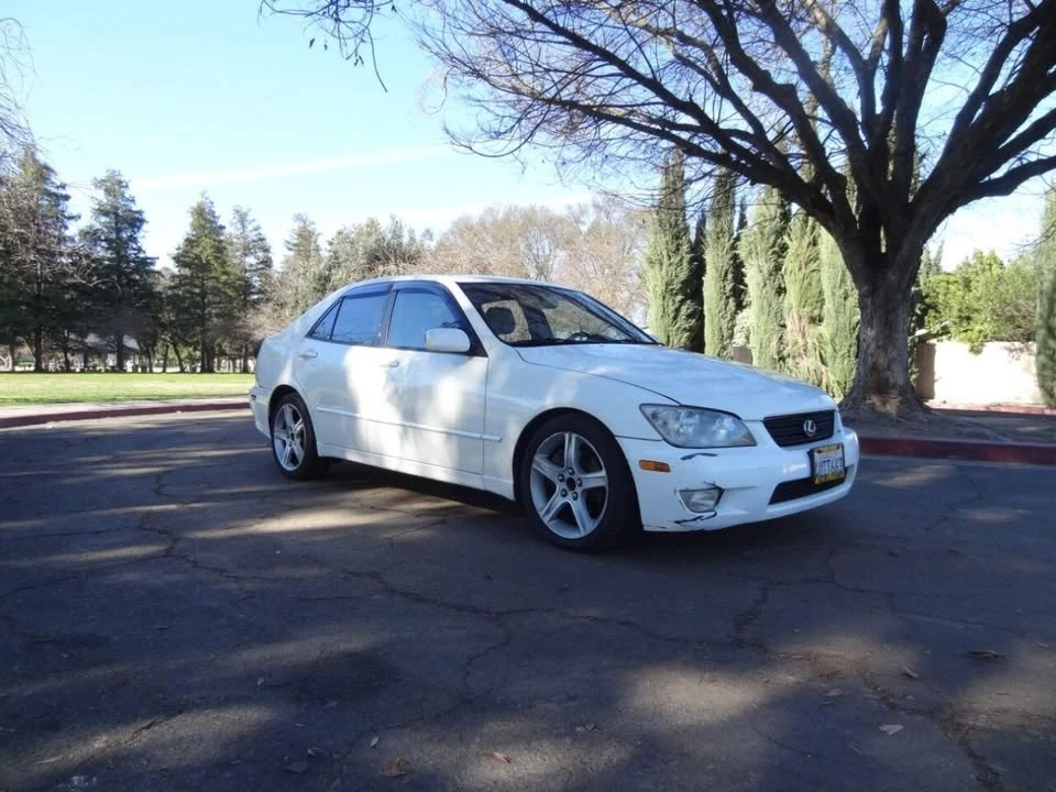 2002 Lexus IS 1st Gen - Image 3 of 15