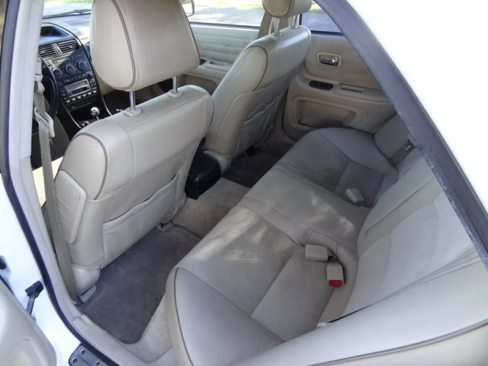 2002 Lexus IS 1st Gen - Image 11 of 15