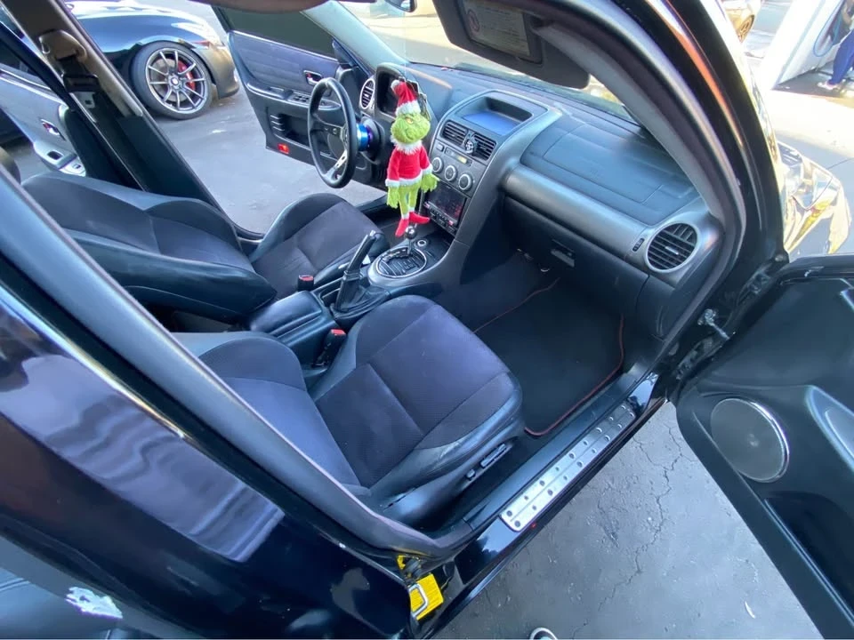 2002 Lexus IS 1st Gen - Image 4 of 8
