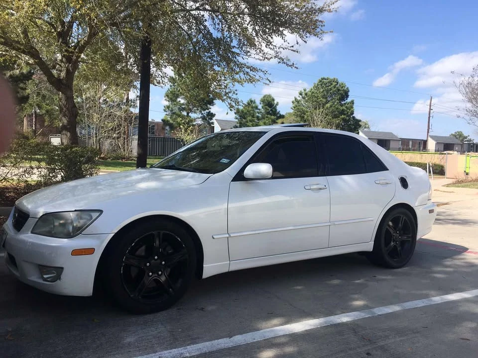 2002 Lexus IS 1st Gen - Image 5 of 5