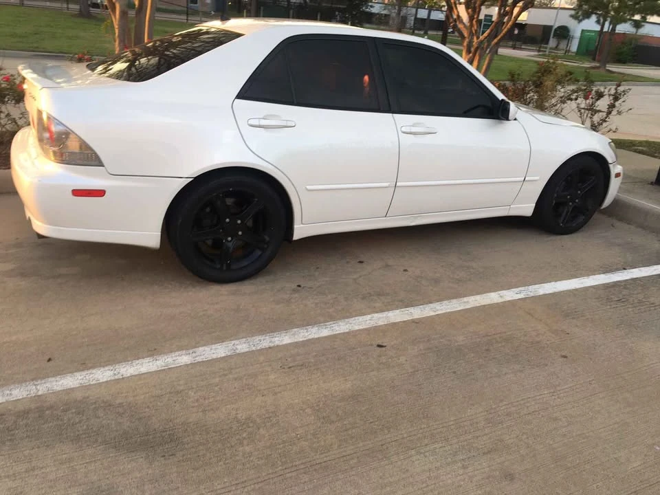 2002 Lexus IS 1st Gen - Image 3 of 5