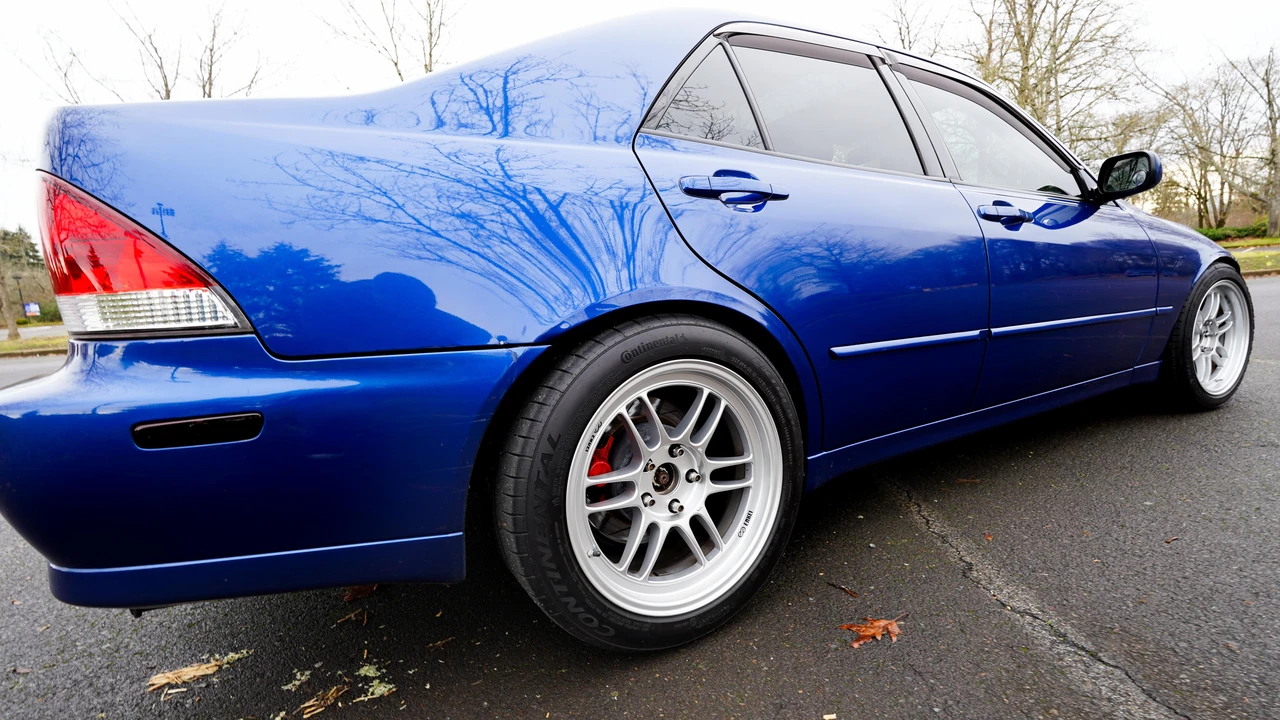 2002 Lexus IS 1st Gen - Image 22 of 31