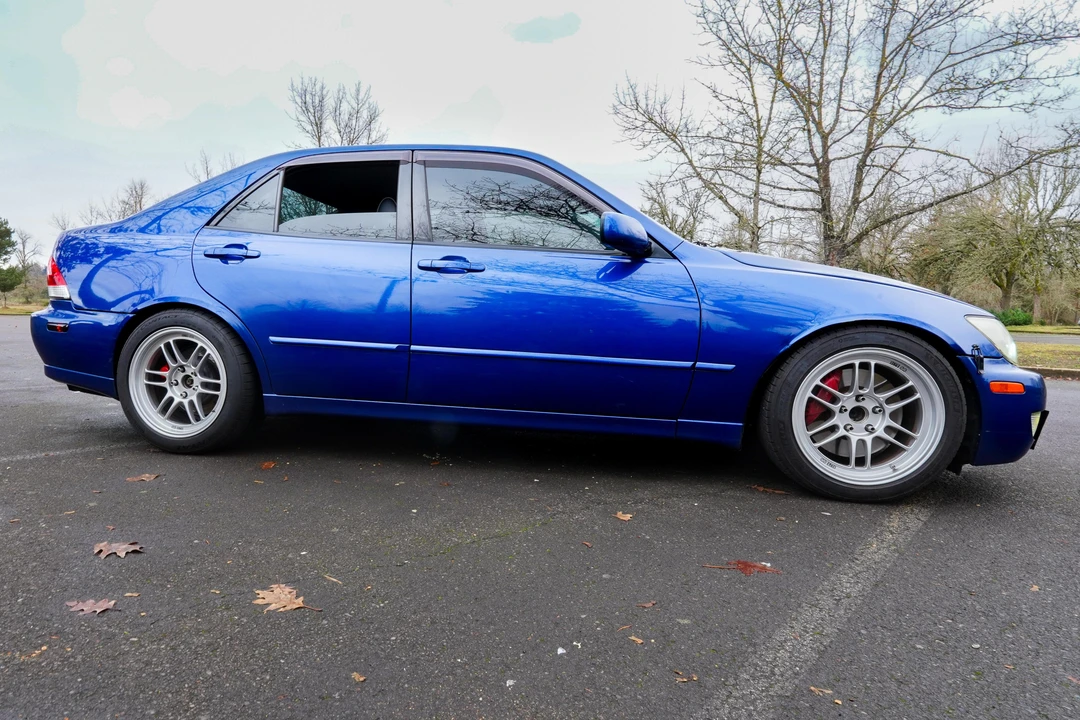 2002 Lexus IS 1st Gen - Image 3 of 31