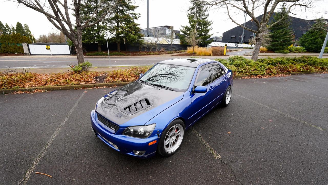 2002 Lexus IS 1st Gen - Image 9 of 31