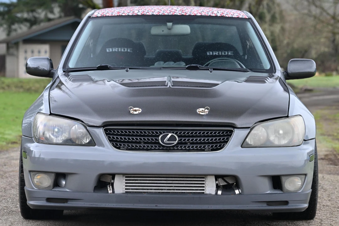 2002 Lexus IS 1st Gen - Image 2 of 31