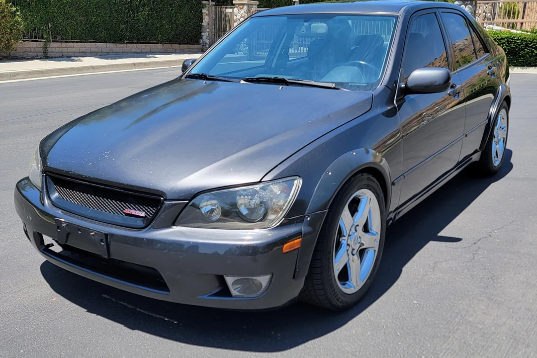 2002 Lexus IS 1st Gen - Image 7 of 31