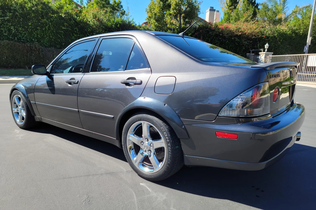 2002 Lexus IS 1st Gen - Image 4 of 31