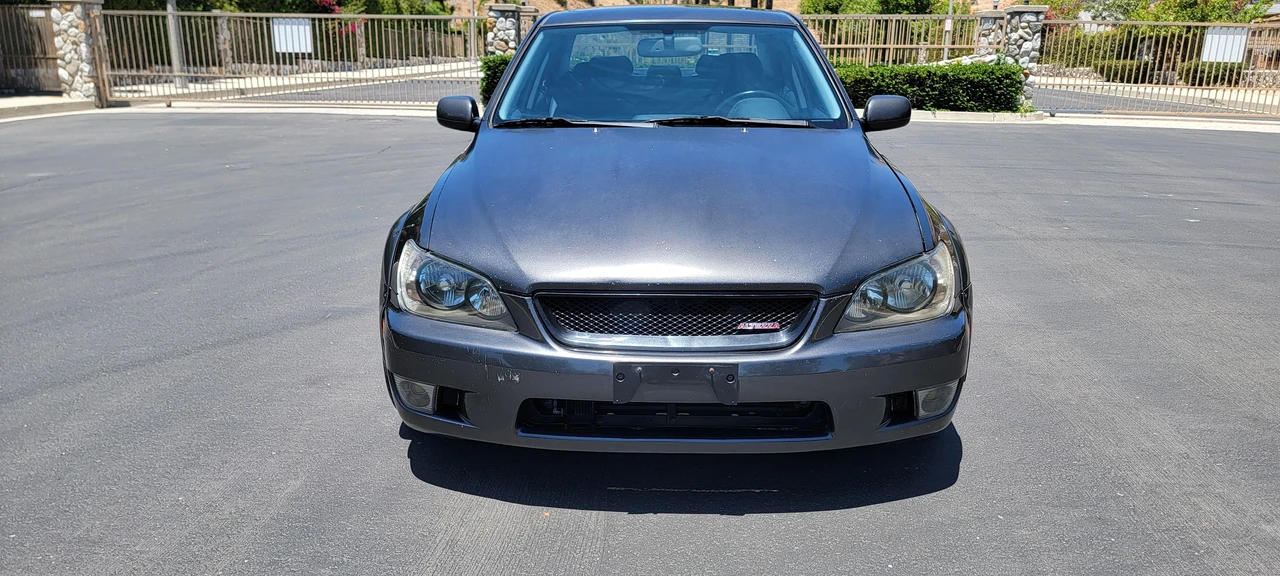 2002 Lexus IS 1st Gen - Image 6 of 31