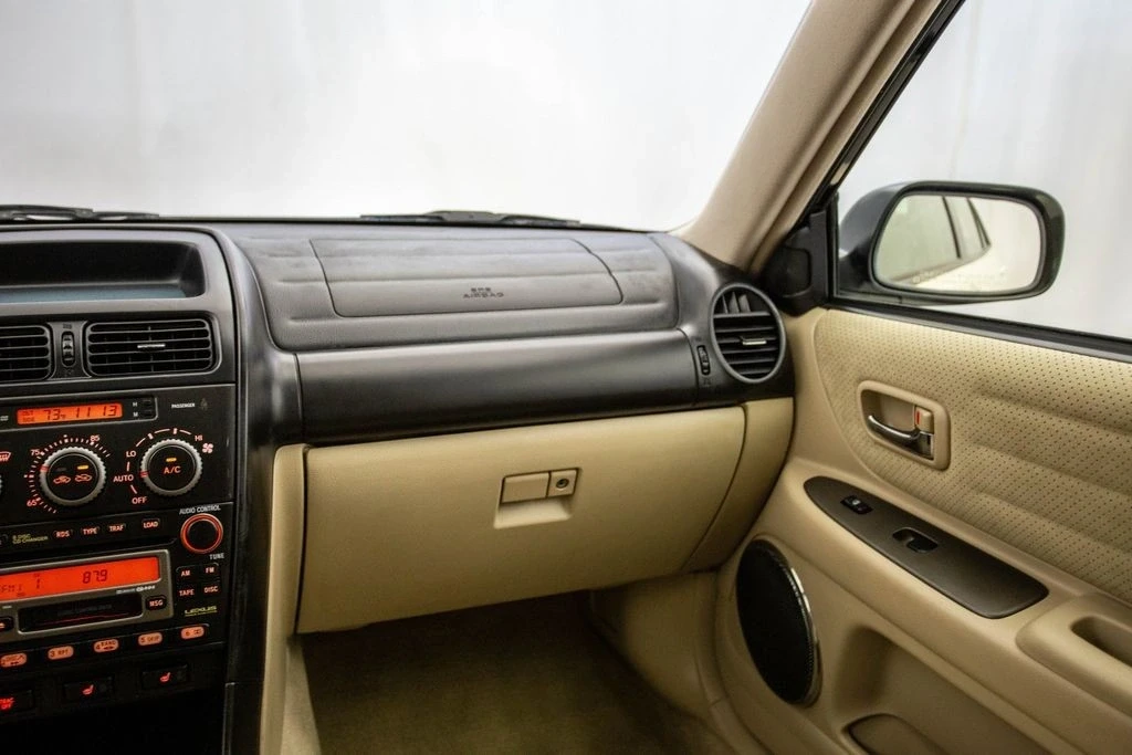 2002 Lexus IS 1st Gen - Image 5 of 12