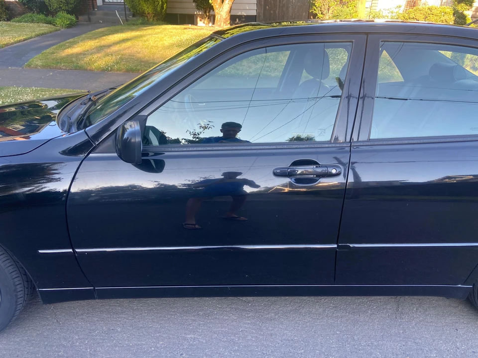 2002 Lexus IS 1st Gen - Image 21 of 31