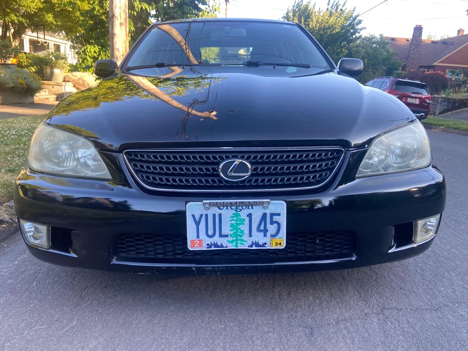 2002 Lexus IS 1st Gen - Image 6 of 31