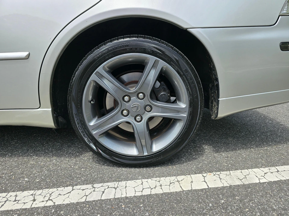 2002 Lexus IS 1st Gen - Image 29 of 31