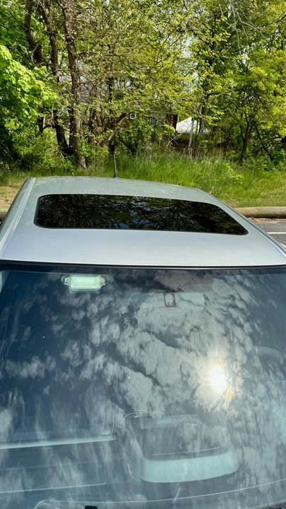 2002 Lexus IS 1st Gen - Image 10 of 31