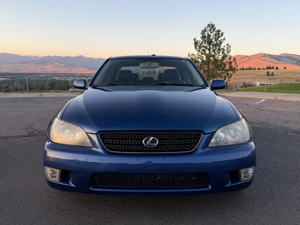 2002 Lexus IS 1st Gen - Image 7 of 31