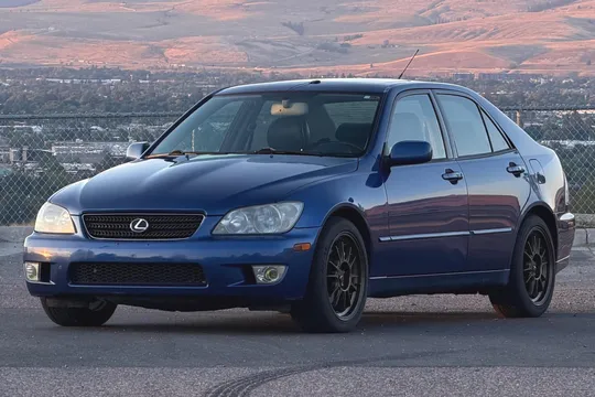 2002 Lexus IS 300